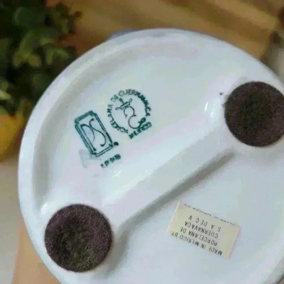 Vintage 1992 PAUL SEBASTIAN Clown Playing Violin Tall 8" Fine Porcelain - Picture 15 of 16